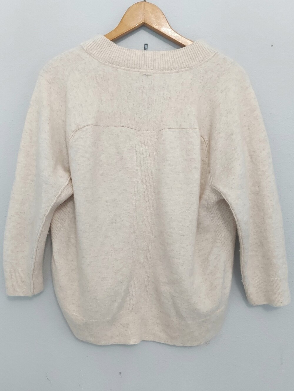 Anthropologie Wool Cashmere Oversized Cream Sweater Women Small Elevated Casual - Picture 7 of 10